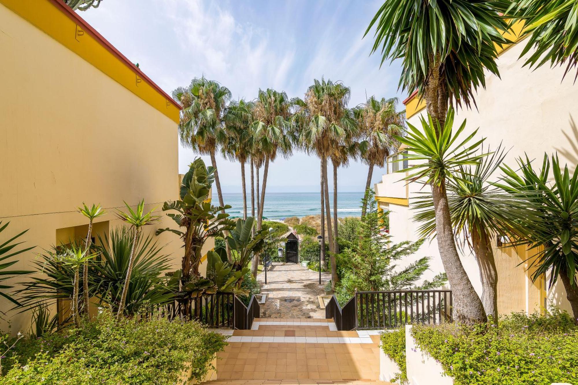 Oleholidays 315 Romana Playa Primera Linea Playa Lejlighed Marbella